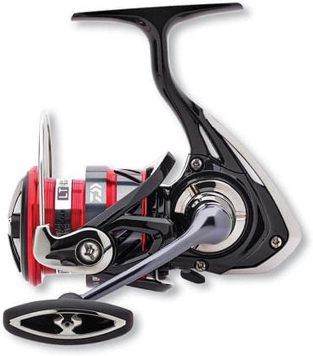 moulinet spinning daiwa rouge et argent.