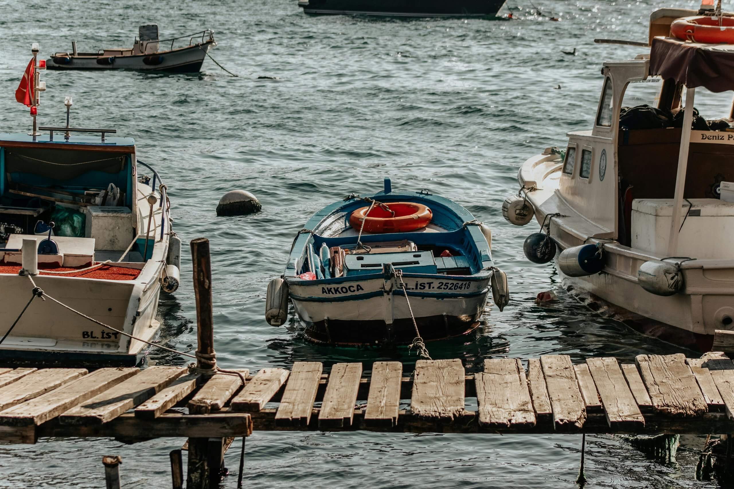 kayak ou bateau pour la pêche en mer