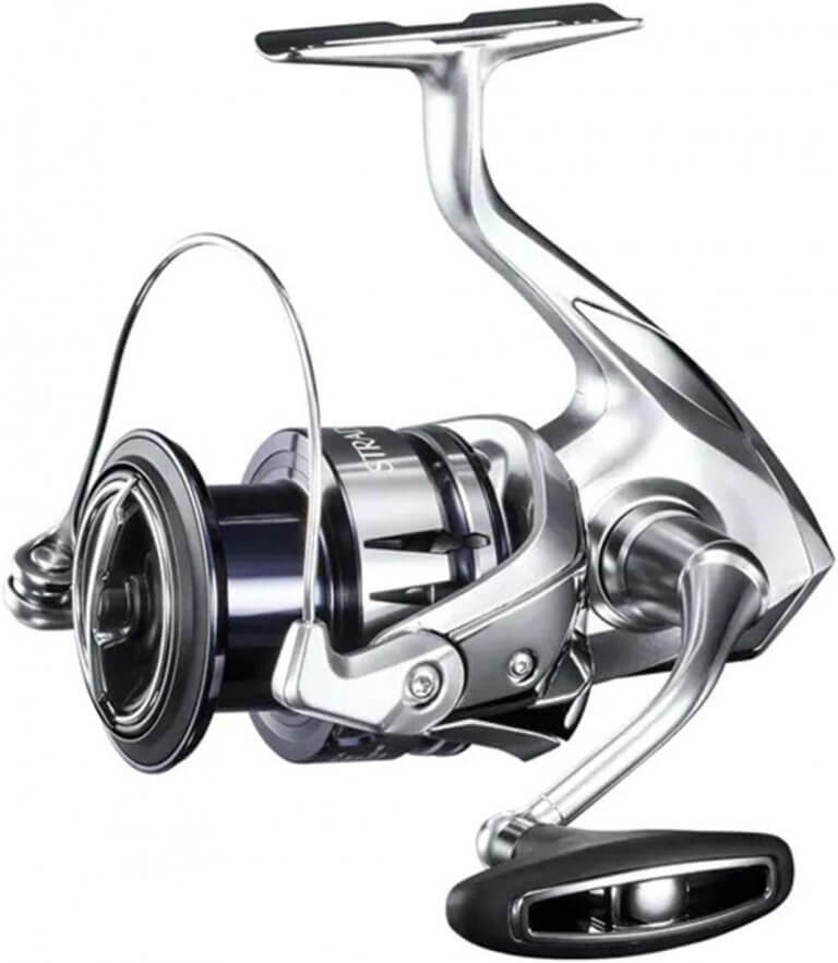 Présentation du moulinet spinning Shimano Stradic FL 4000, reconnu pour sa légèreté et sa performance en eau douce comme en mer.