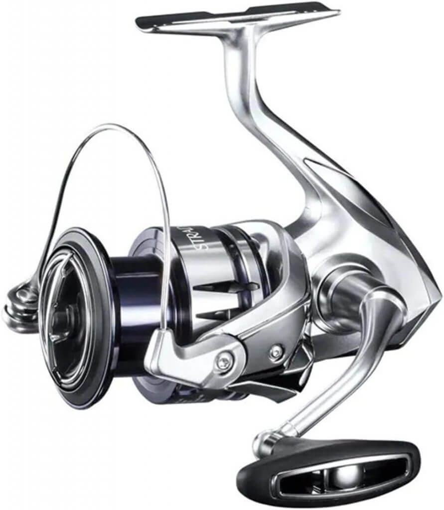 Présentation du moulinet spinning Shimano Stradic FL 4000, reconnu pour sa légèreté et sa performance en eau douce comme en mer.